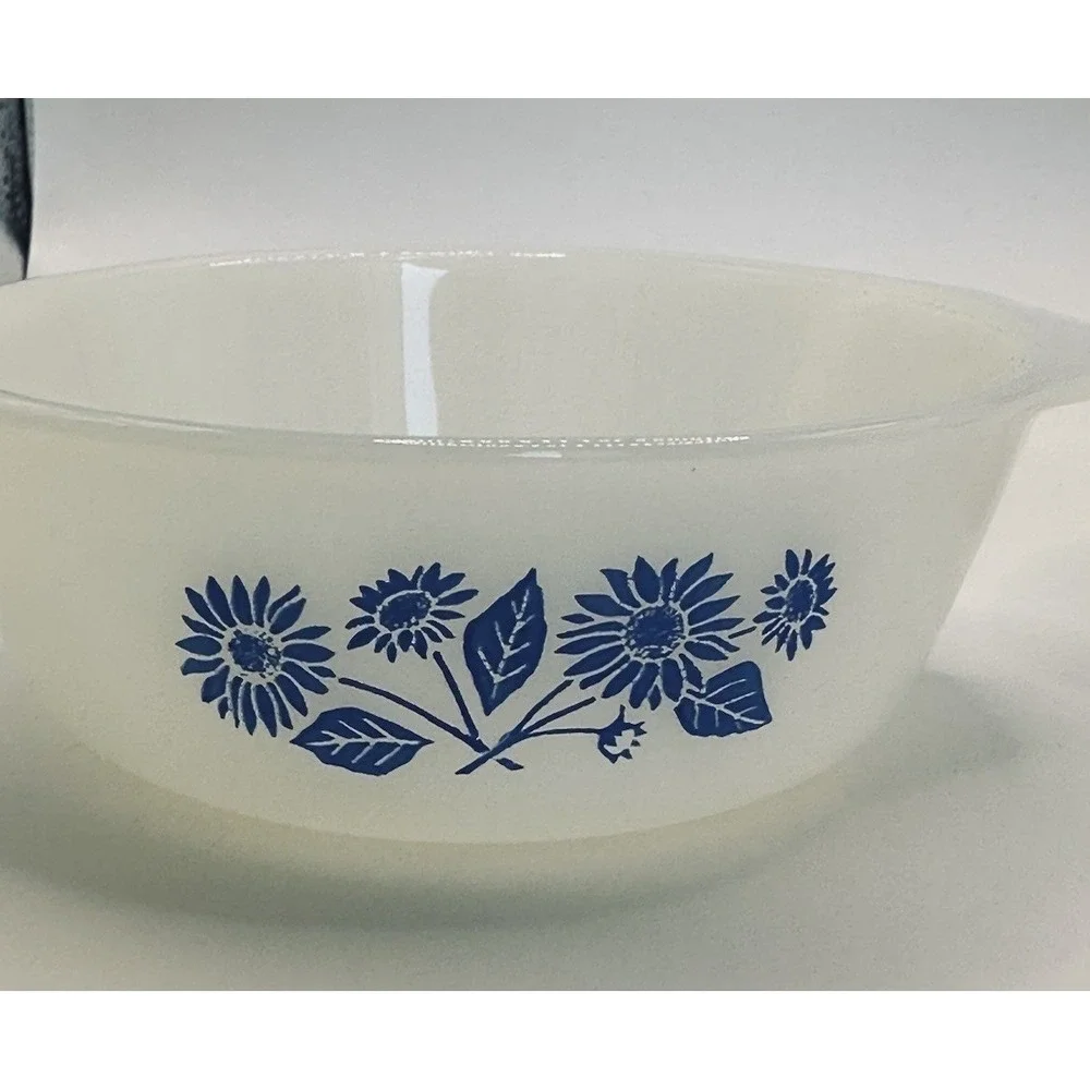 VTG Anchor Hocking Fire King Casserole Dishes Blue Cornflower Blue Set Of 2 12oz